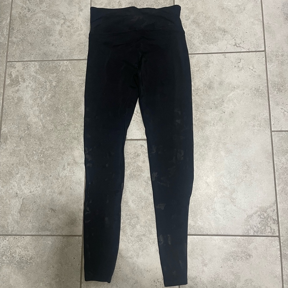 Black Camo High-Waisted Compression Leggings